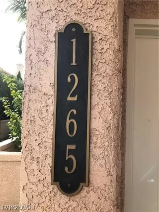 Photo #5: 2142415 Listing