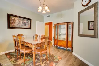 Photo #6: 2142482 Listing