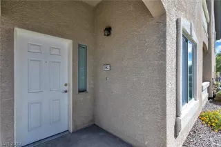 Photo #1: 2142498 Listing