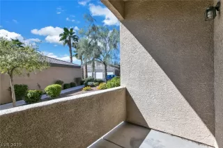 Photo #4: 2142498 Listing