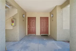 Photo #1: 2142527 Listing