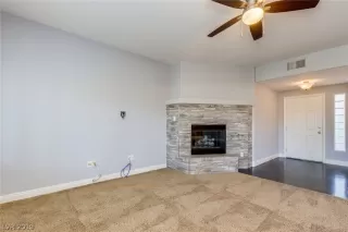 Photo #4: 2142549 Listing 