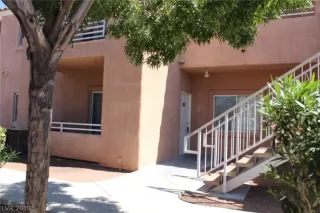 Photo #1: 2142556 Listing