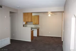 Photo #6: 2142556 Listing