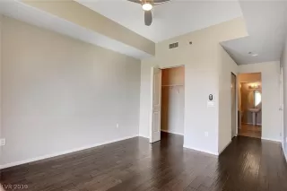 Photo #6: 2142573 Listing