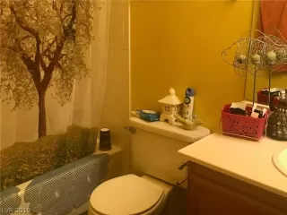 Photo #6: 2142622 Listing