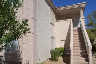 Photo #2: 2142692 Listing