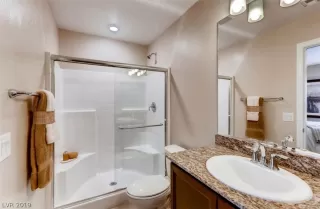 Photo #2: 2142823 Listing