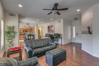 Photo #5: 2142826 Listing 