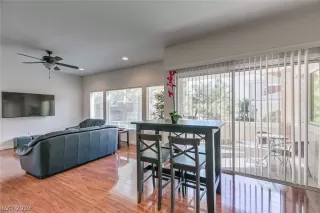 Photo #6: 2142826 Listing 