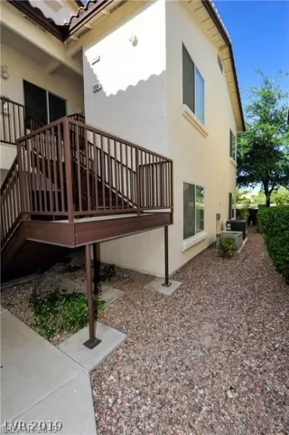 Photo #2: 2142859 Listing 