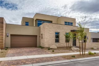 Photo #1: 2142865 Listing 