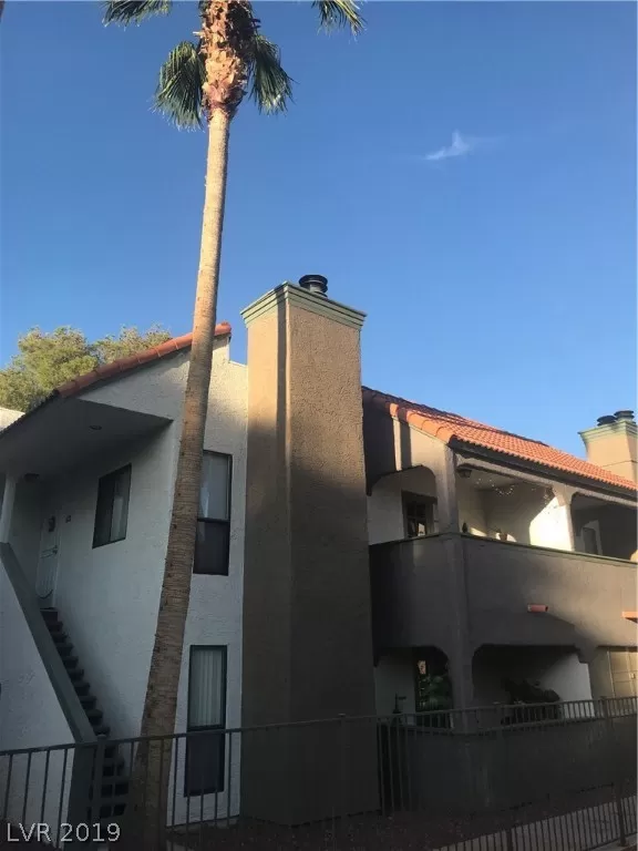 MLS: 2142872 Condo For Sale