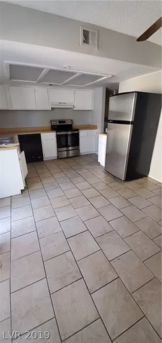 Photo #4: 2142893 Listing 