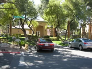 Photo #1: 2142895 Listing 