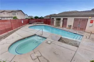 Photo #3: 2142995 Listing