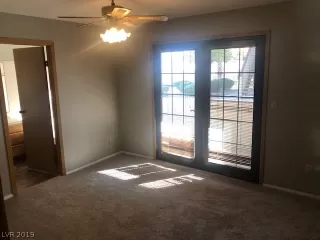 Photo #3: 2143027 Listing