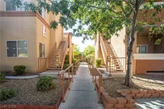 Photo #3: 2143034 Listing 