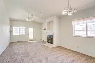 Photo #6: 2143095 Listing