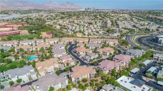 Photo #4: 2143143 Listing 