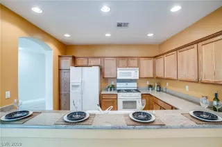 Photo #6: 2143254 Listing 