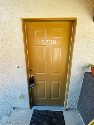 Photo #1: 2143283 Listing