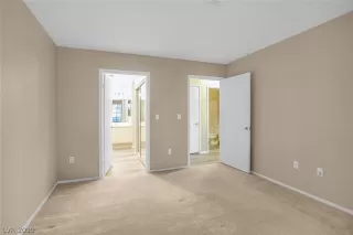 Photo #5: 2143291 Listing 