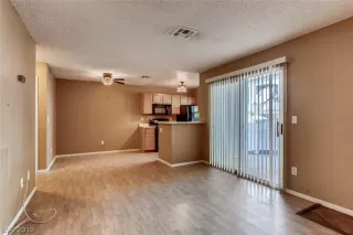 Photo #2: 2143315 Listing 