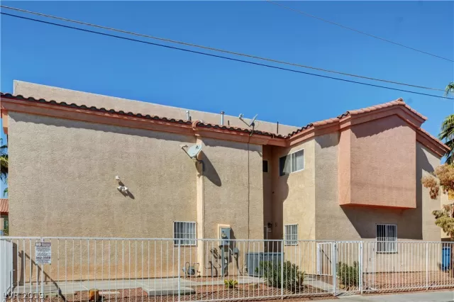 MLS: 2143323 Condo For Sale