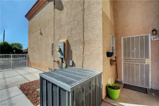 Photo #1: 2143323 Listing