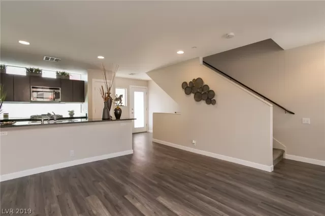 MLS: 2143328 Condo For Sale