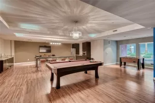 Photo #6: 2143346 Listing