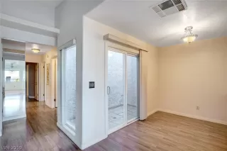 Photo #6: 2143366 Listing 