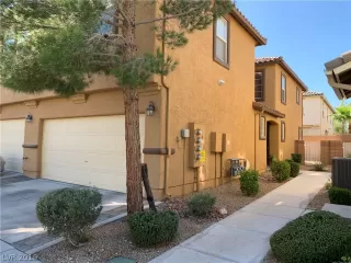 Photo #1: 2143459 Listing