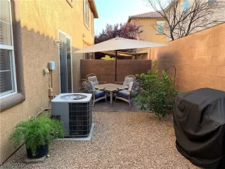 Photo #5: 2143459 Listing