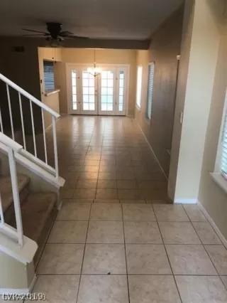 Photo #1: 2143466 Listing 