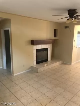 Photo #4: 2143466 Listing 