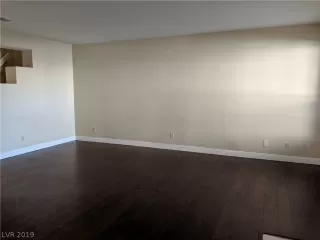 Photo #2: 2143483 Listing 