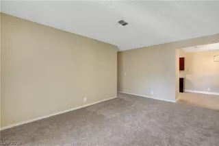 Photo #3: 2143536 Listing 