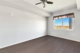 Photo #5: 2143572 Listing