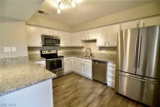 Photo #2: 2143614 Listing