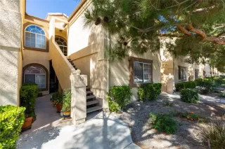 Photo #1: 2143732 Listing