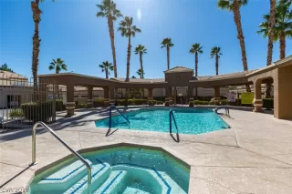 Photo #3: 2143732 Listing