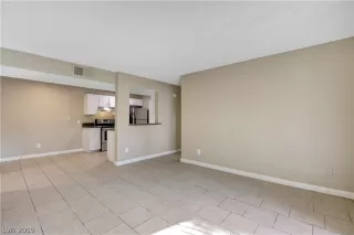 Photo #1: 2143789 Listing