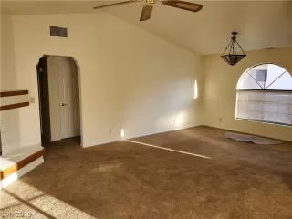 Photo #3: 2143804 Listing 