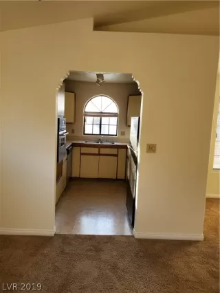 Photo #6: 2143804 Listing 
