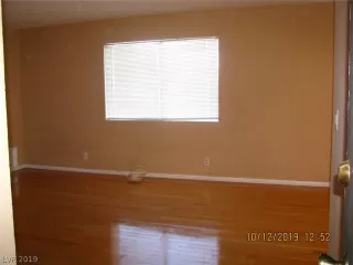 Photo #3: 2143897 Listing 