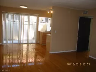 Photo #6: 2143897 Listing 