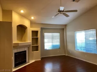 Photo #4: 2143960 Listing