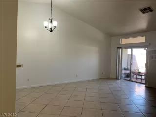 Photo #3: 2143973 Listing 